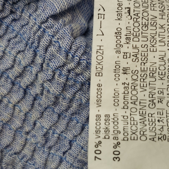 Zara Basic Baby Blue Smocked Crop Top - Picture 4 of 4